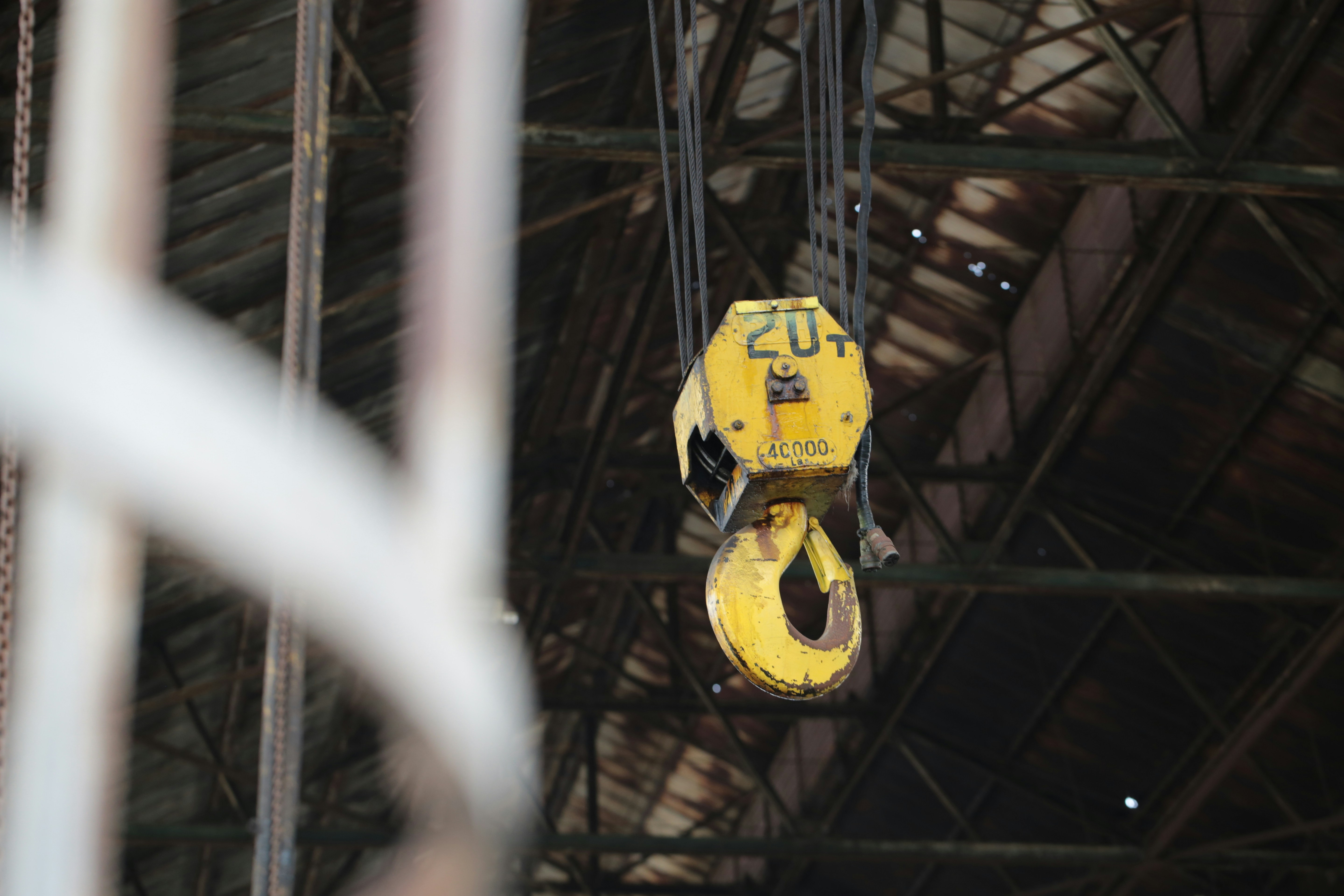 Industrial lifting and material handling equipment