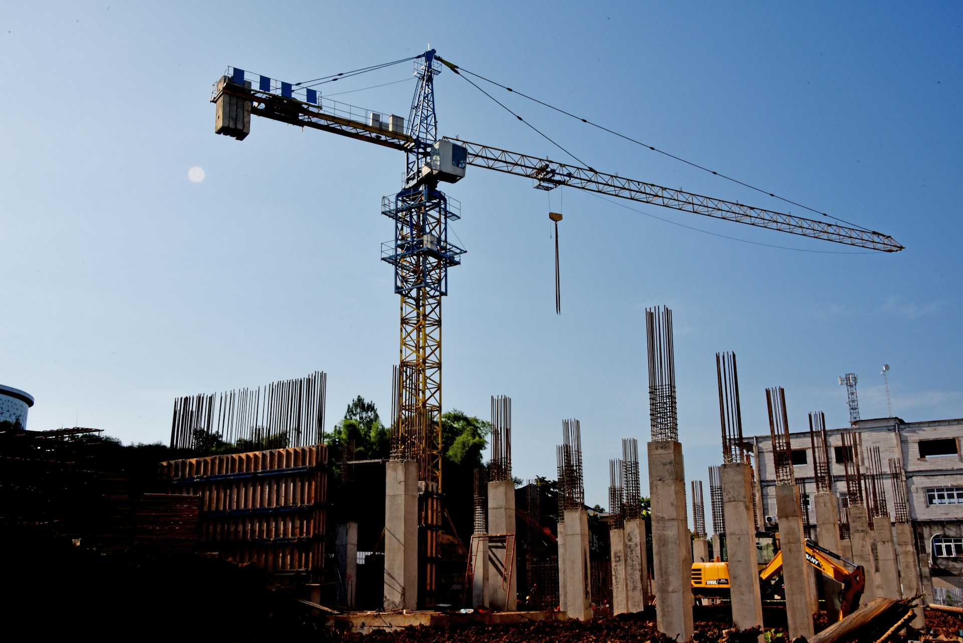 Heavy construction and infrastructure project